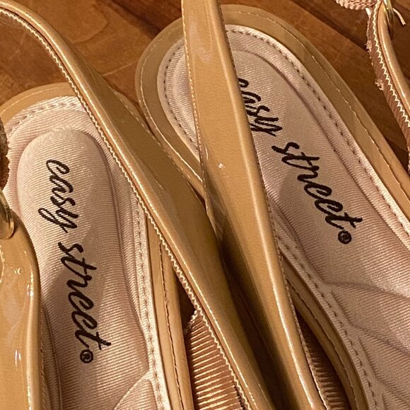 Kitten Heel Nude Sling Back Pump Women's Size 6 - Picture 5 of 10